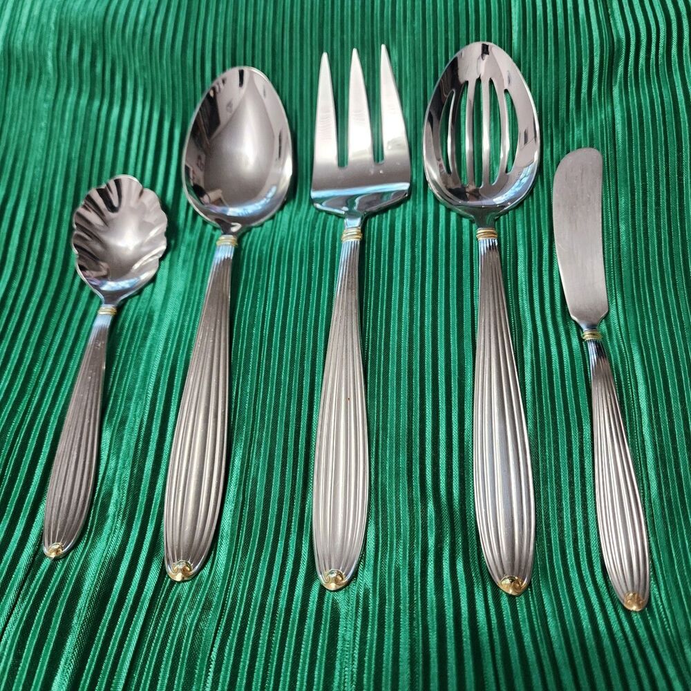 Reed & Barton GOLDEN JUBILEE 5 Piece Serving  Set Glosy 18/8 KOREA Lightly Used